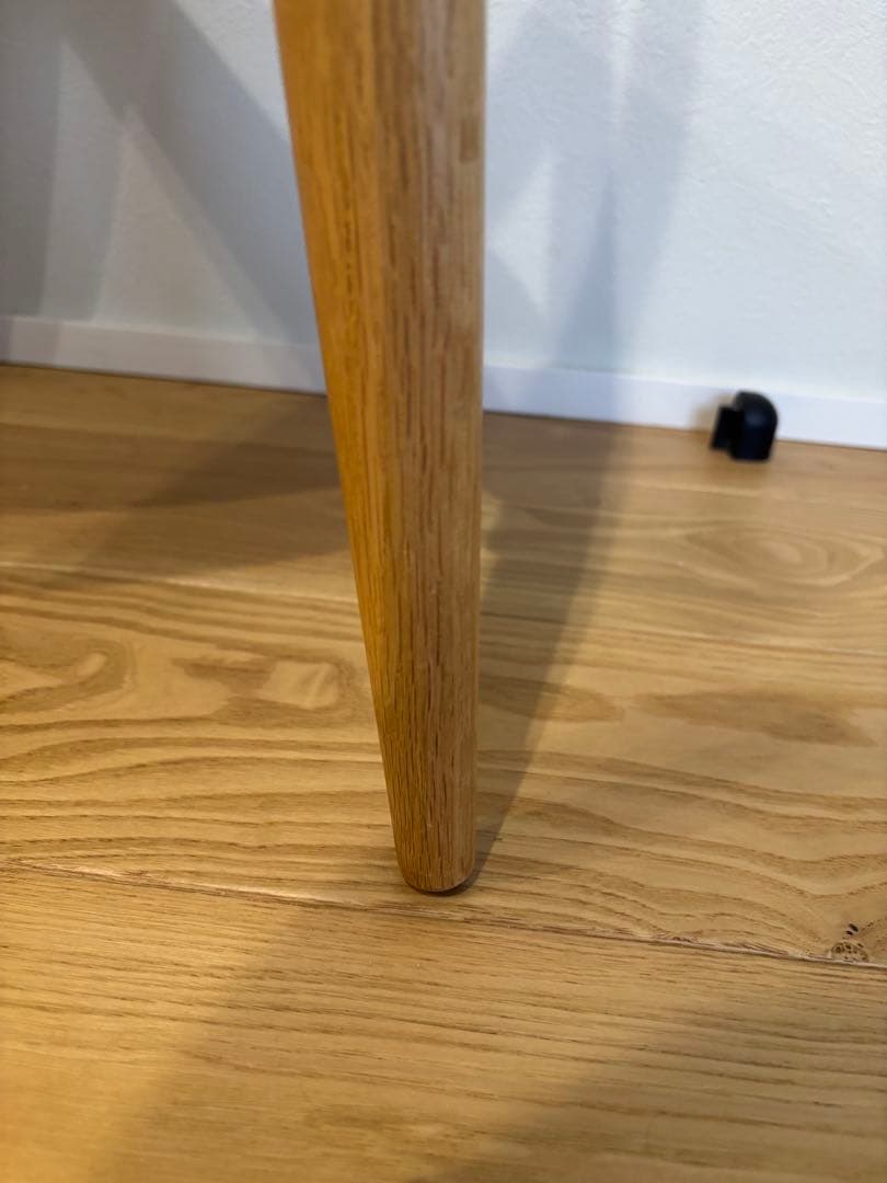 トライレッグチェア センプレ　SEMPRE ダイニングチェア