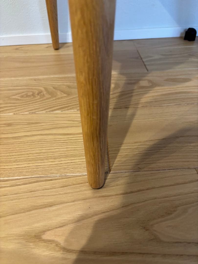 トライレッグチェア センプレ　SEMPRE ダイニングチェア