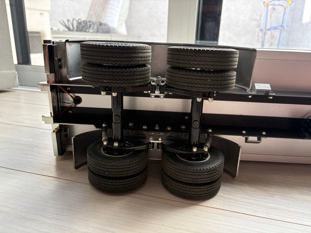 タミヤ 1/14RC パネルバン セミトレーラー現状渡し