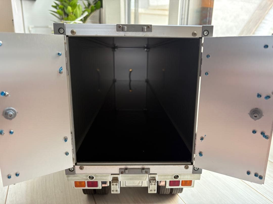 タミヤ 1/14RC パネルバン セミトレーラー現状渡し