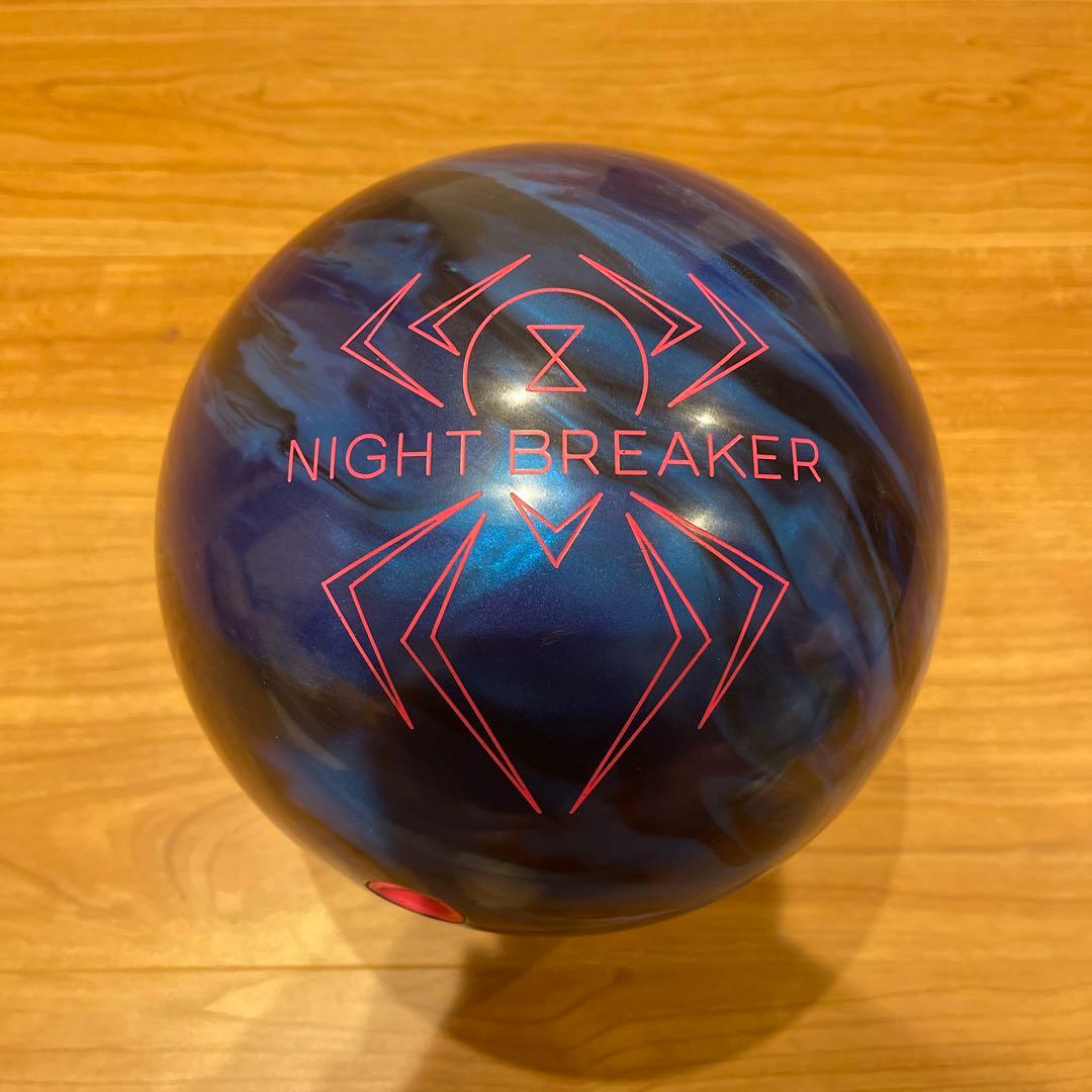 ボウリングボール　ブラックウィドー　ナイトブレイカー　15ポンド