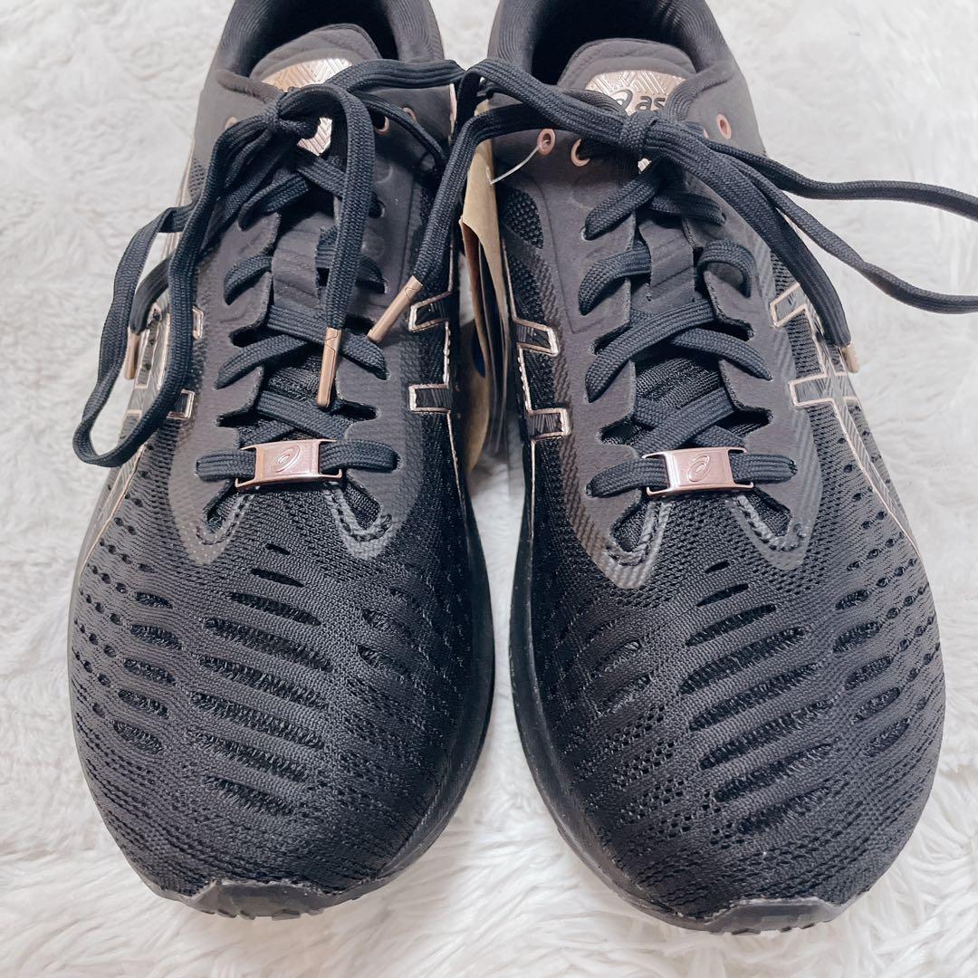 新品　海外限定　アシックス　ノヴァブラスト5 ブラック　24.0 スニーカー