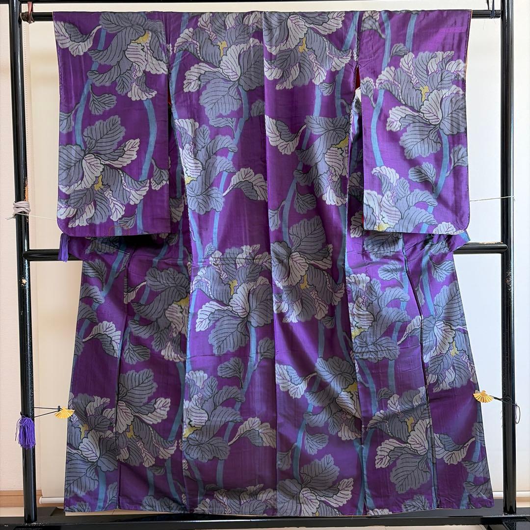 r*e様 ■E5840■アンティーク■正絹■葡萄色　花柄　銘仙　袷　着物■丈15