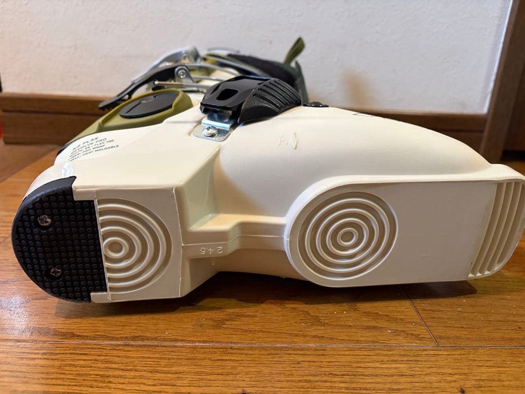 【新品未使用品】K2 スキーブーツ