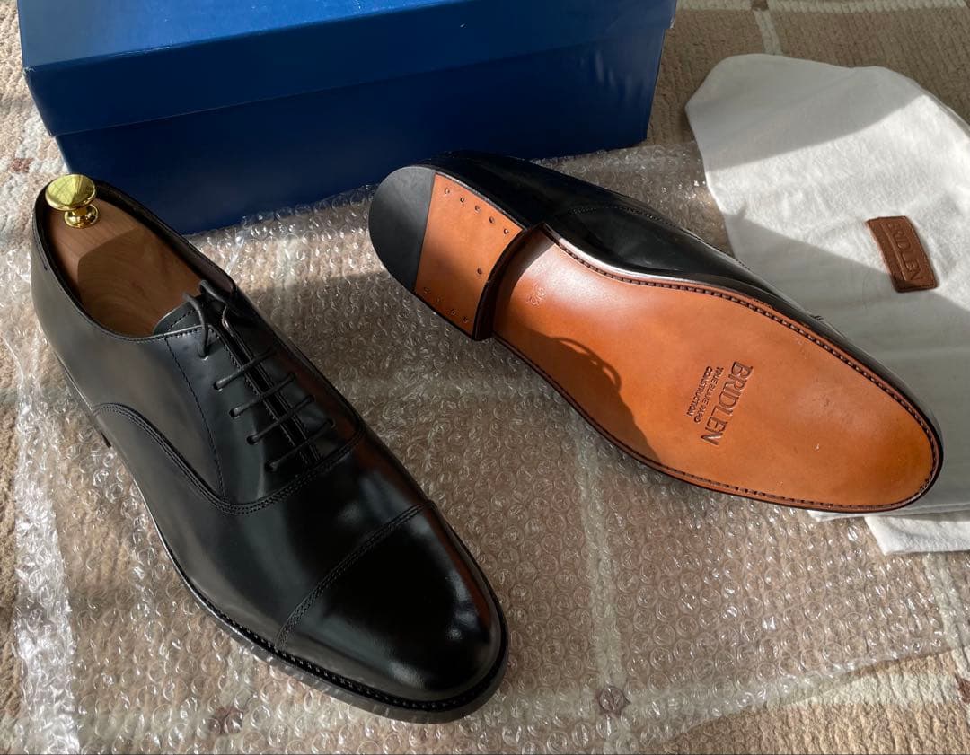 B*n様 ほぼ新品BRIDLEN ストレートチップWレザーソールブラックラピド製