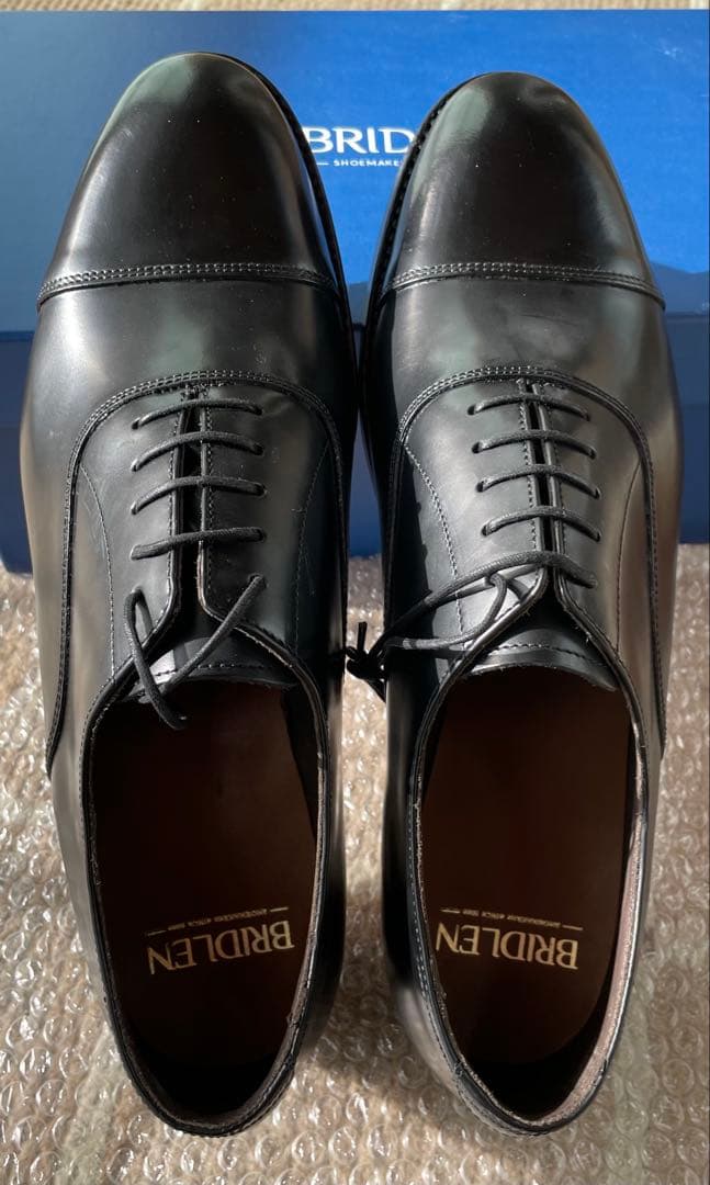 B*n様 ほぼ新品BRIDLEN ストレートチップWレザーソールブラックラピド製