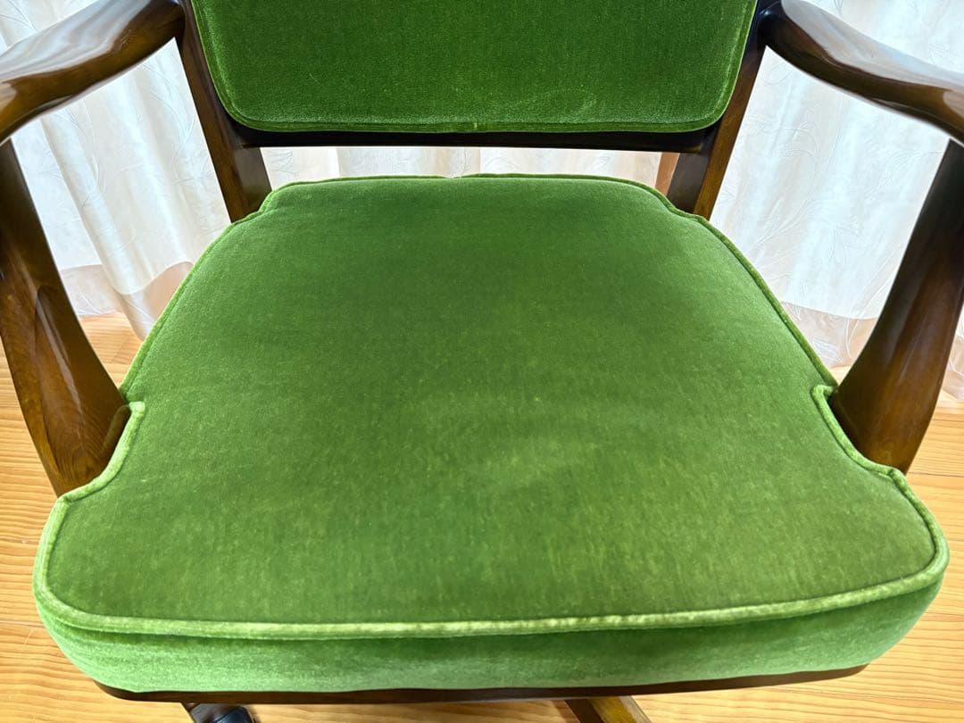 カリモク karimoku コロニアル チェア キャスター付き モケットグリーン