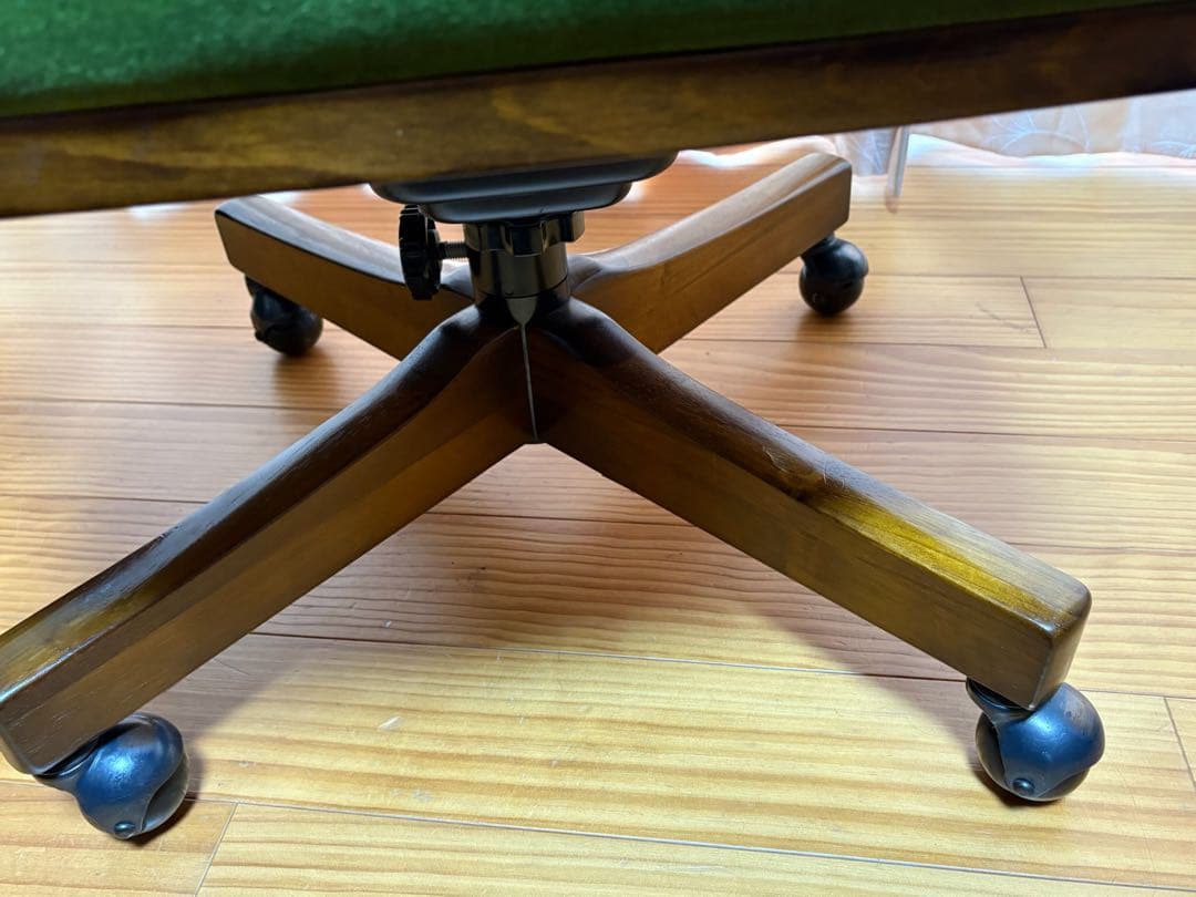 カリモク karimoku コロニアル チェア キャスター付き モケットグリーン