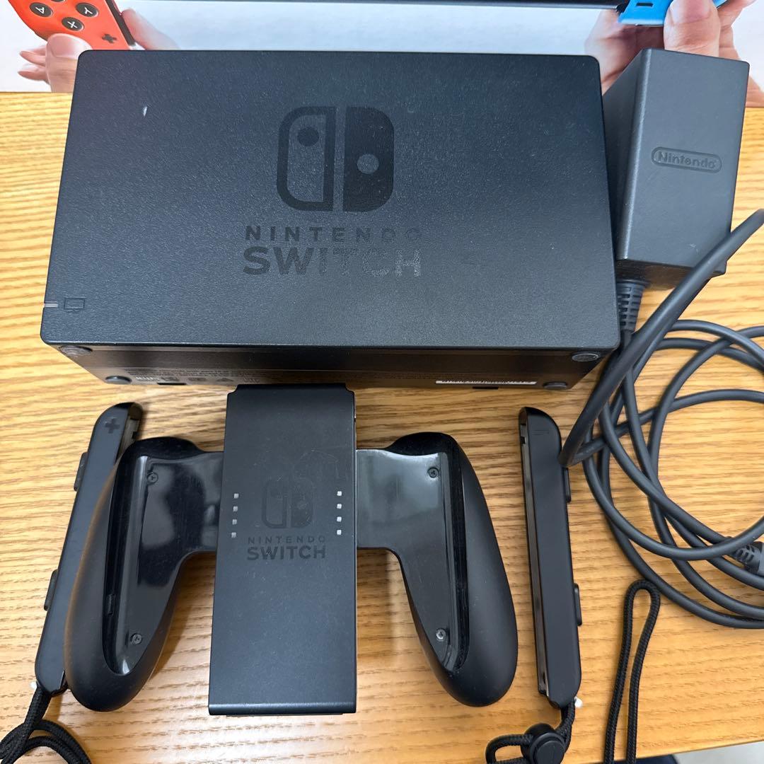 Nintendo　Switch　本体　初期化済み　箱あり