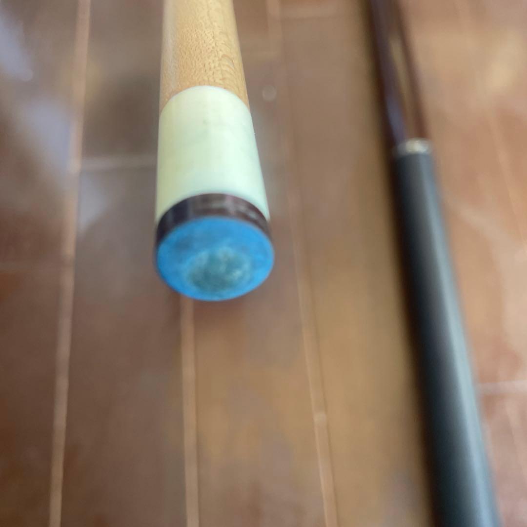 Mezz WD700 ビリヤードキュー ケース付き