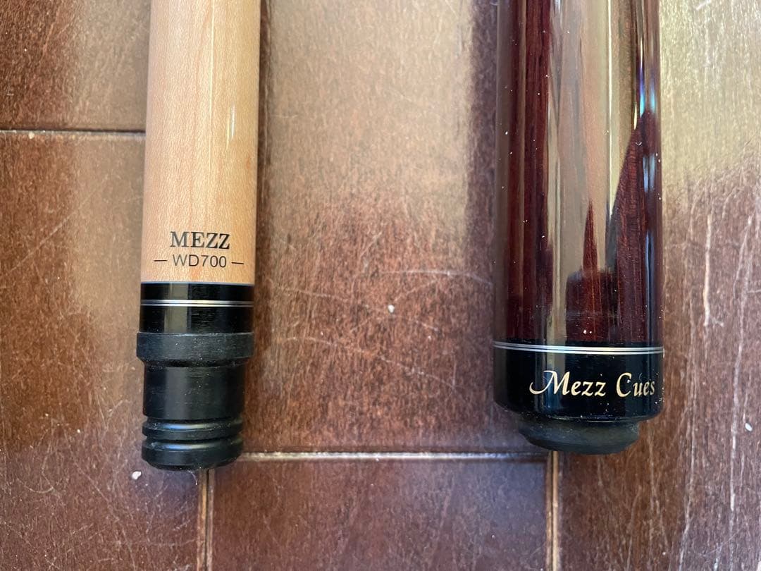 Mezz WD700 ビリヤードキュー ケース付き