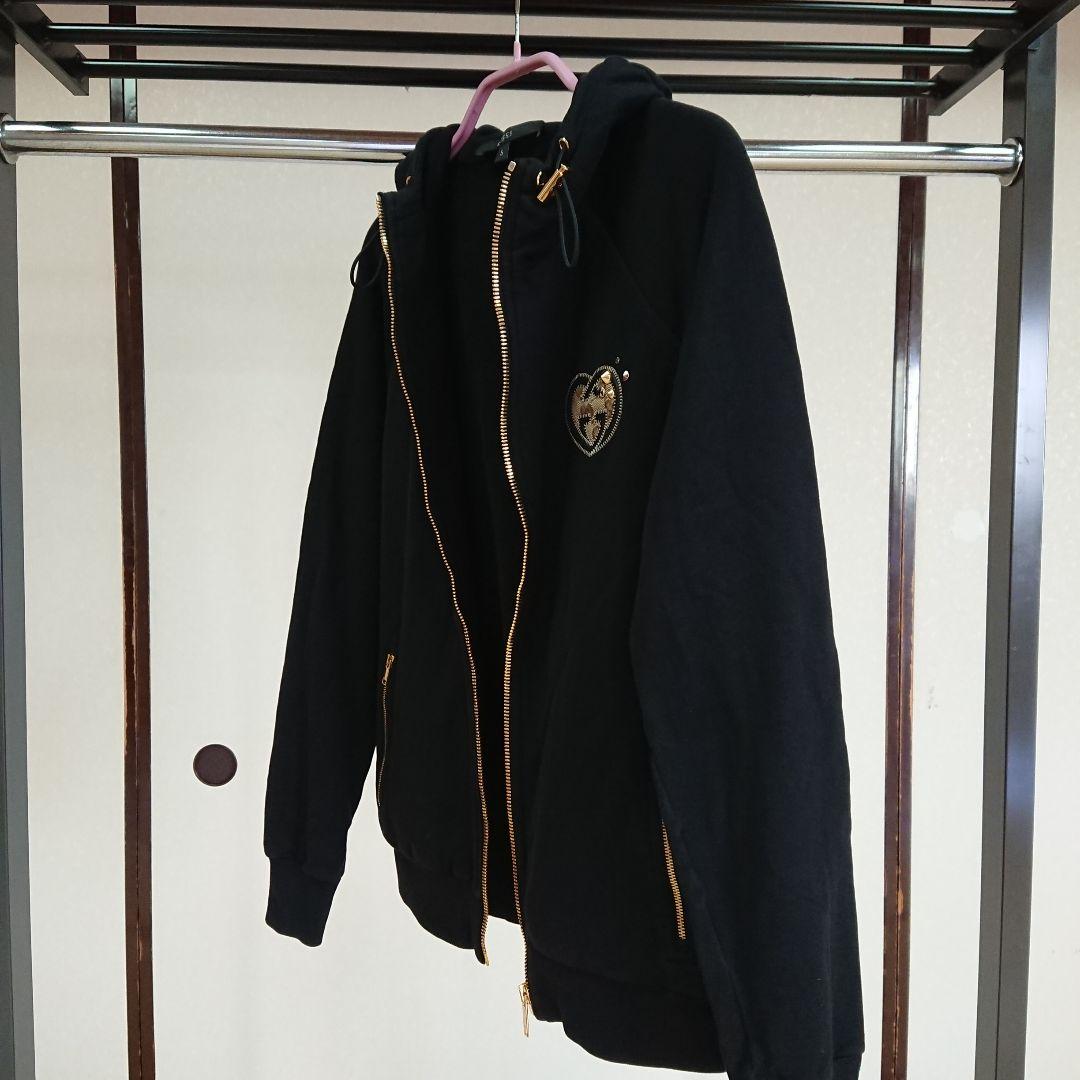 パーカーなんですけど