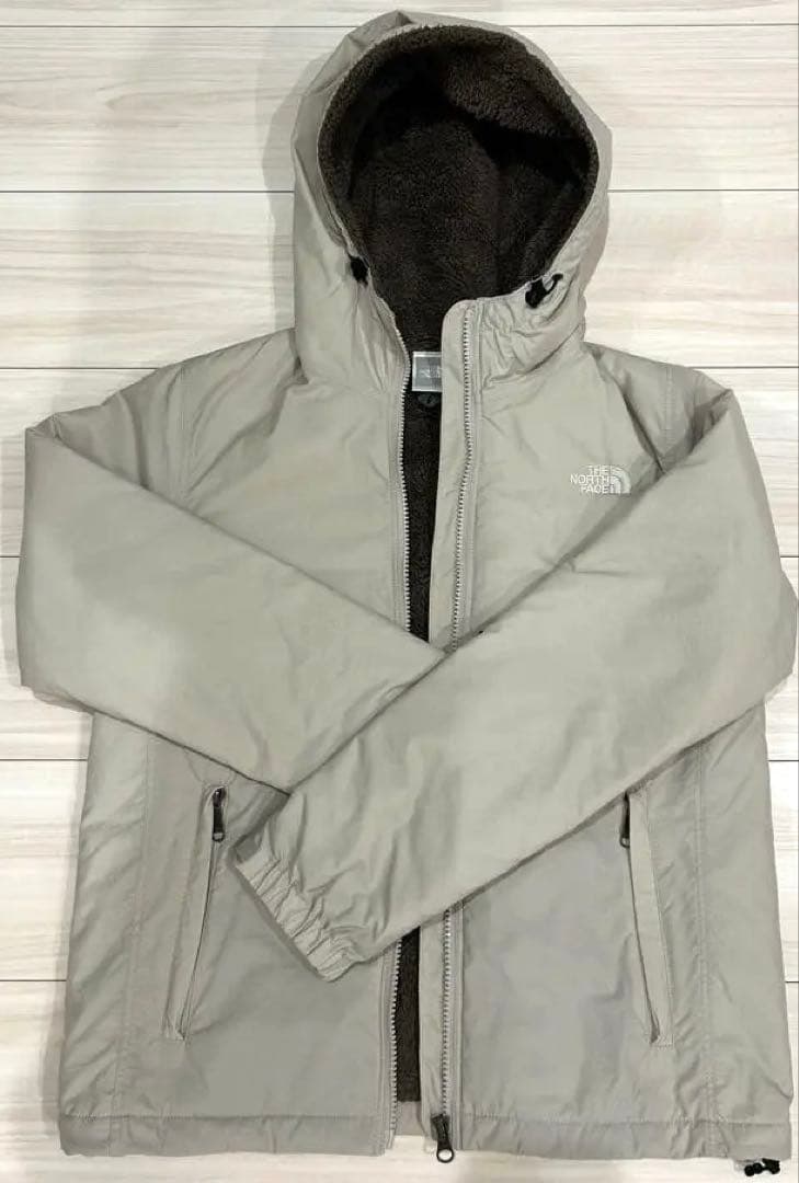 The North Face コンパクトノマドジャケット