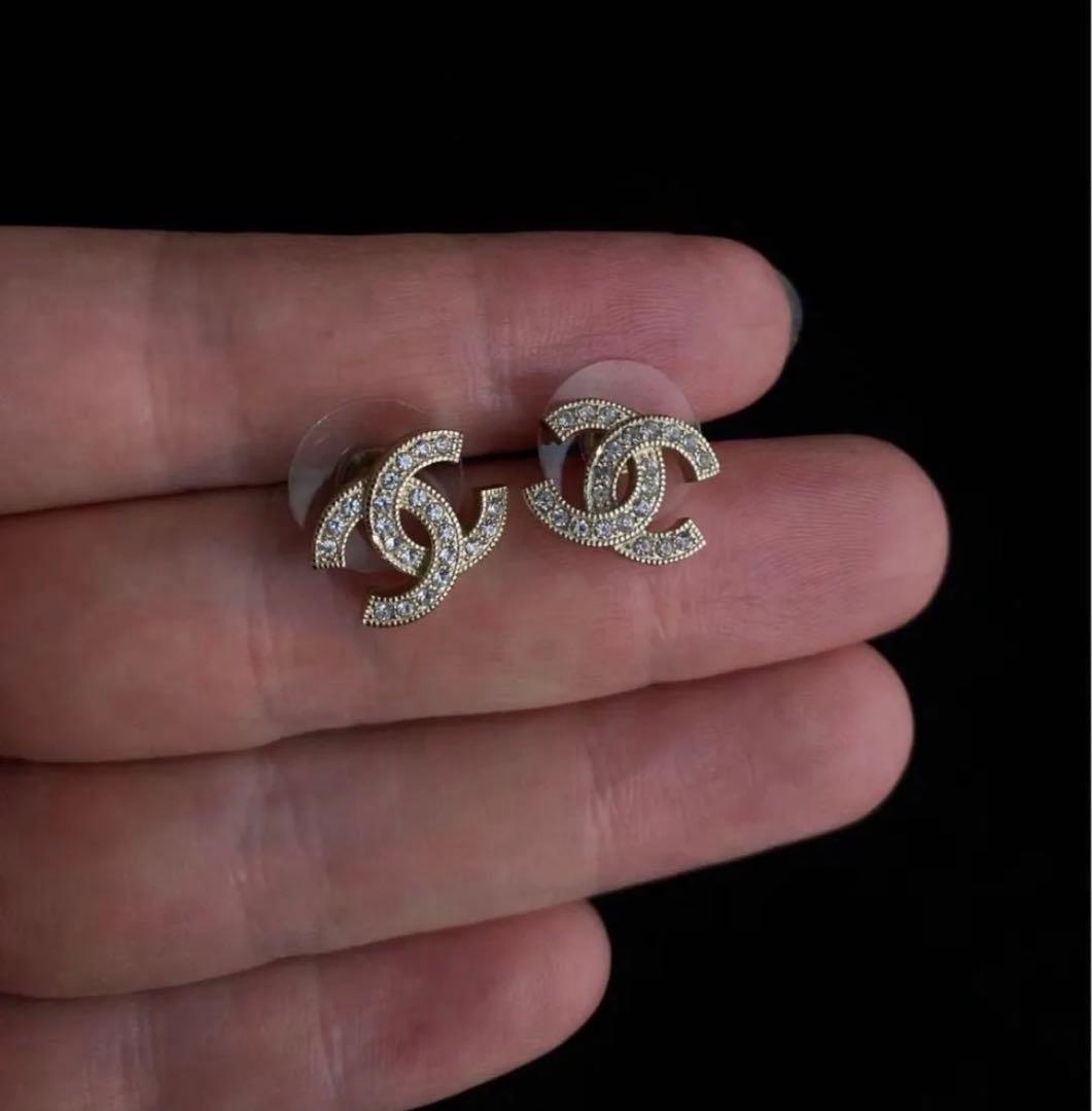 シャネル　可愛いピアス