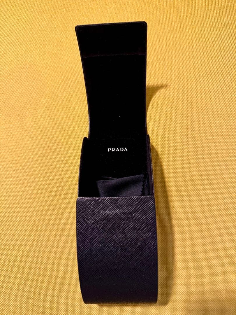 む*い様 【PRADA】サングラス グリーンレンズ フルセット イタリア製！！！