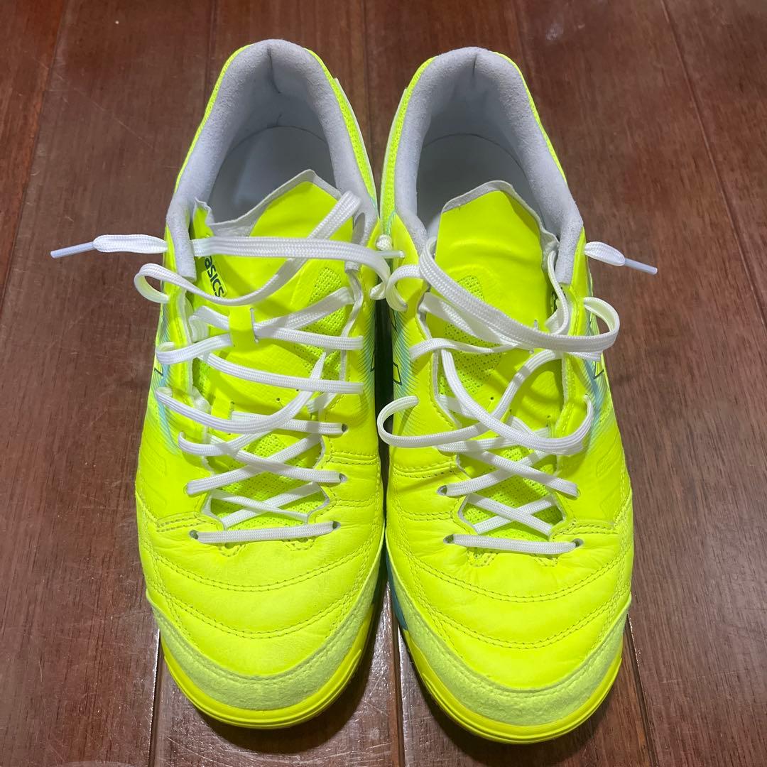 デスタッキフットサルシューズ 蛍光イエロー