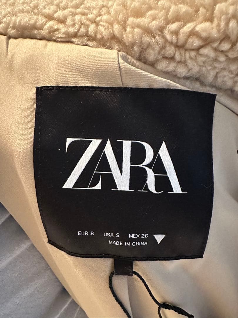完売品【未使用】ZARA エクストラロングフェイクボアコートSサイズにゃこ