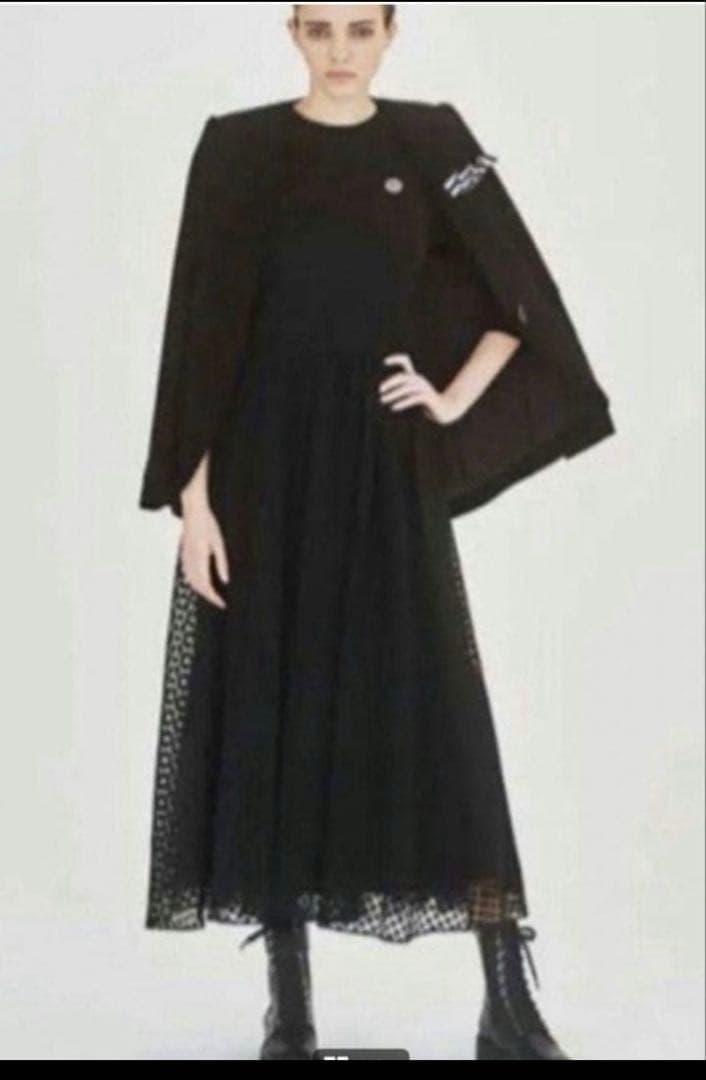 完売品ボーダーズアットバルコニー　ポルカドットミディアムドレス