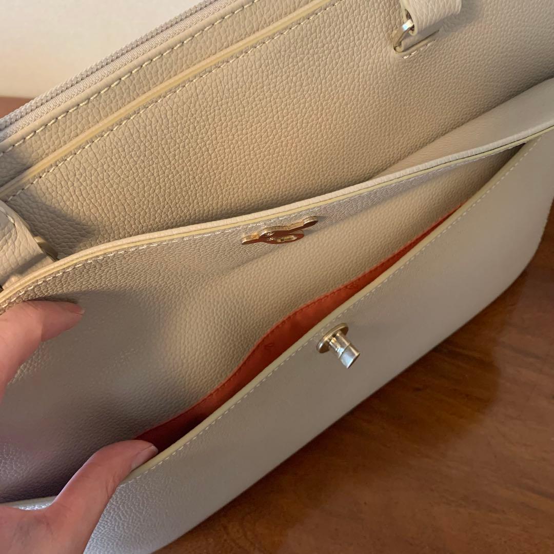 【nao】アニエスベー　牛革　バッグ　ビジネスバッグ