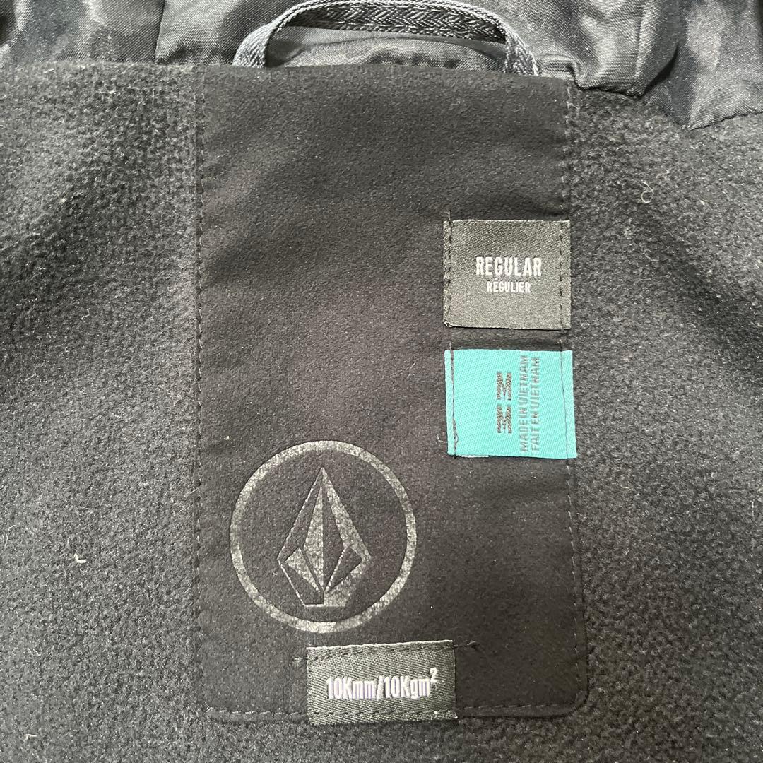 【美品】volcom フード付スキースノボジャケット　レディース