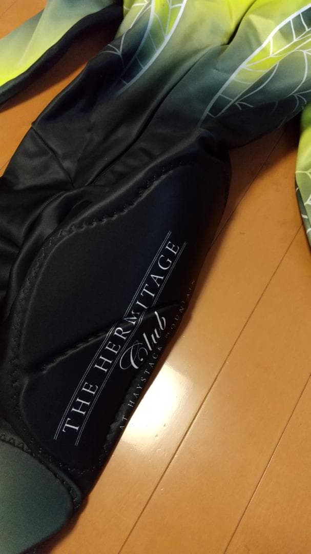 【希少／未使用】スパイダー スキーワンピース ＦＩＳ 日本Ｌサイズ