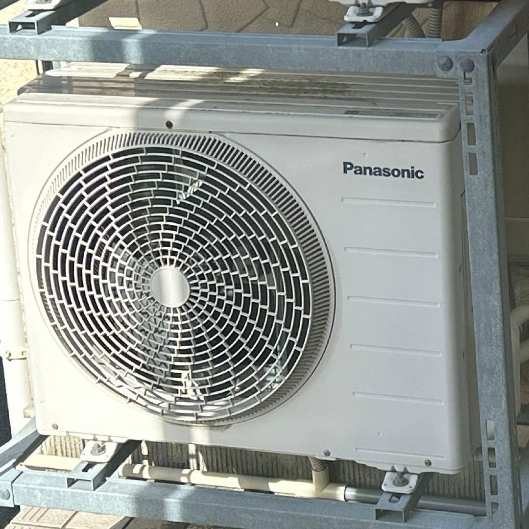 ルームエアコン・室外機　パナソニック2015年製（CS-J255C-W）