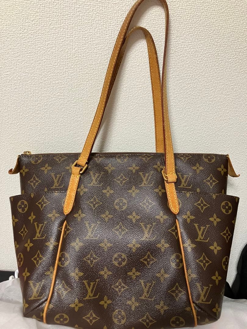 ルイヴィトン トータリーpm