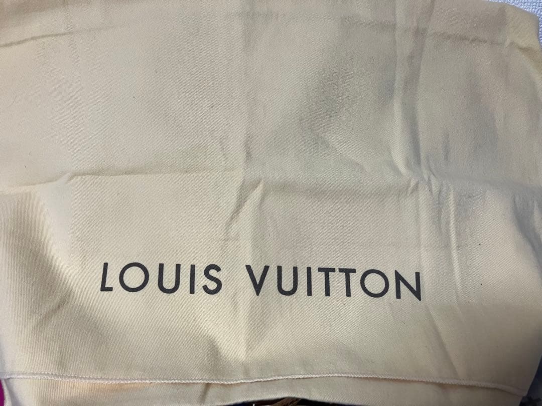 ルイヴィトン トータリーpm