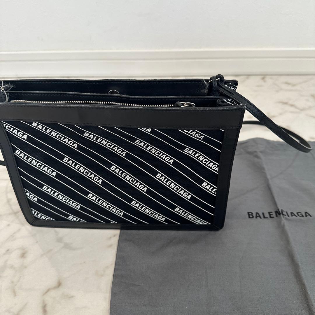 BALENCIAGA ショルダーバッグ ブラック
