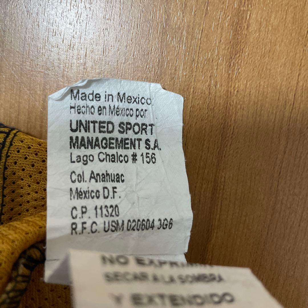 サッカーユニフォーム　メキシコリーグ　プーマス サイズL