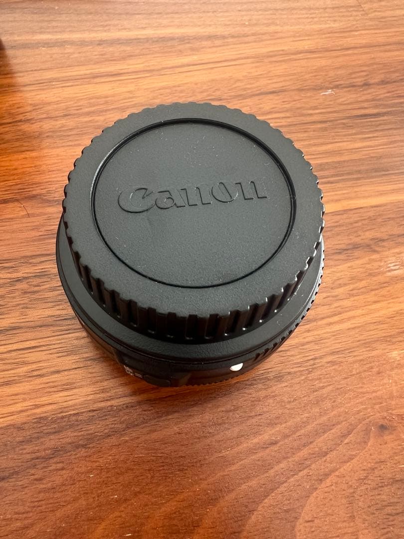 Canon EFS 24mm f/2.8 STM パンケーキレンズ