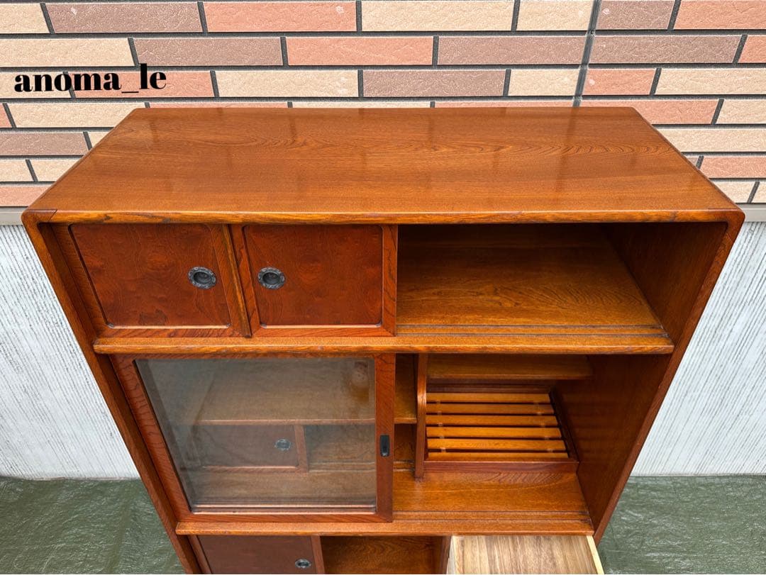 【茶箪笥】国産　木製　違い棚　引き戸　収納棚　水屋箪笥　和家具◎