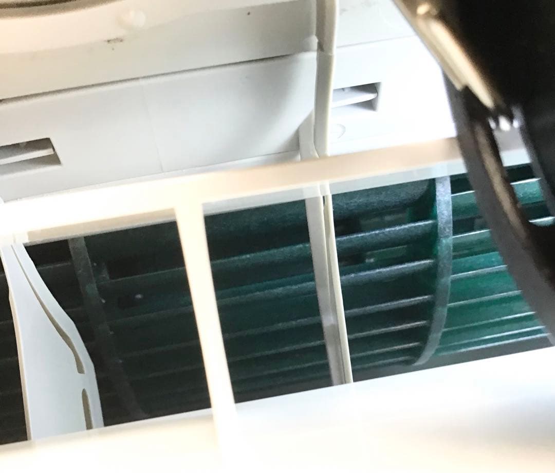 美品 直取り歓迎送2000円2019年製 シャープ AYーJ22DH 内部洗浄済