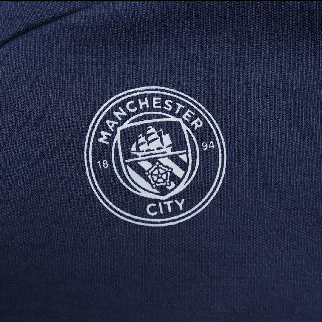 マンチェスターシティ　パーカー　パンツ　シャツ
