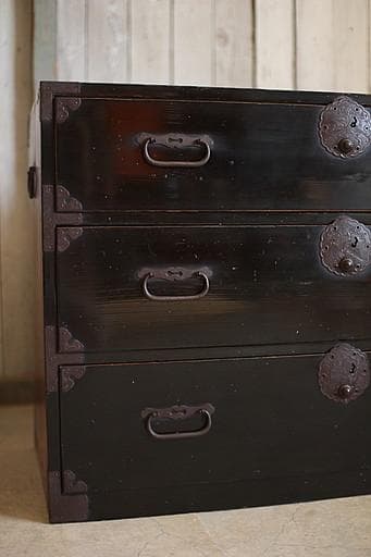 丸金具　時代庄内箪笥3段