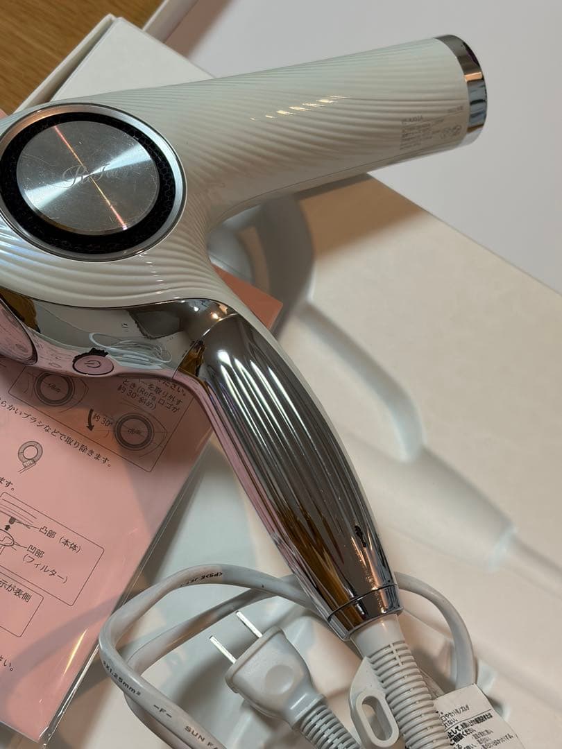 リファ　ドライヤー　RE-AJ02A