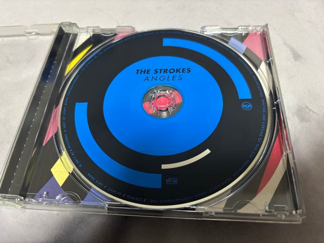 レア　ストロークス　直筆サイン　CD THE STROKES アングルズ