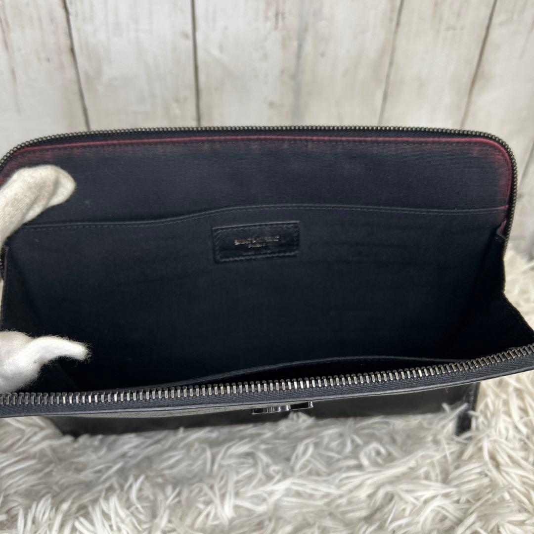 サンローラン　YSL クラッチバッグ　セカンドバッグ　レザー　ロゴ