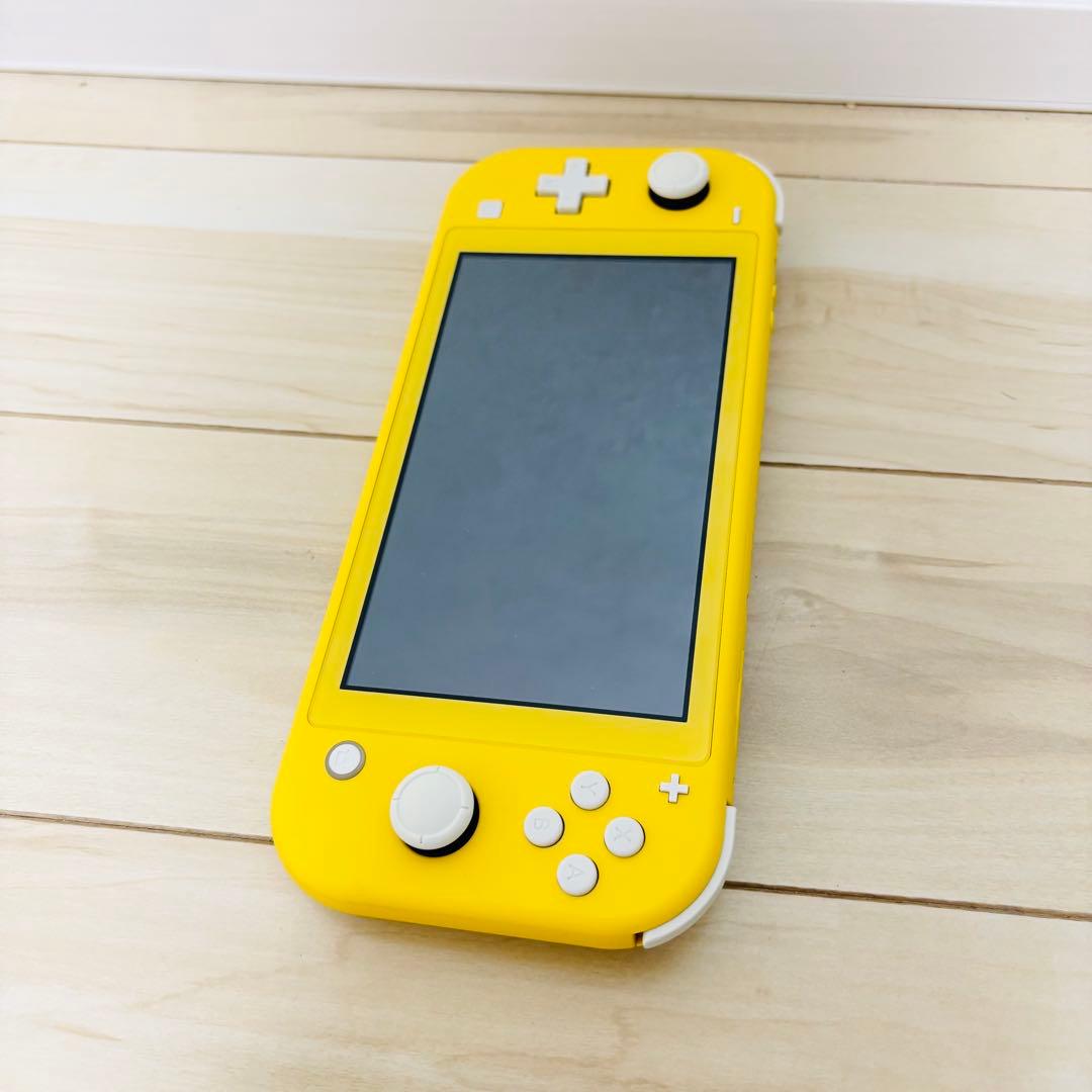Nintendo Switch ニンテンドースイッチライト　本体　イエロー