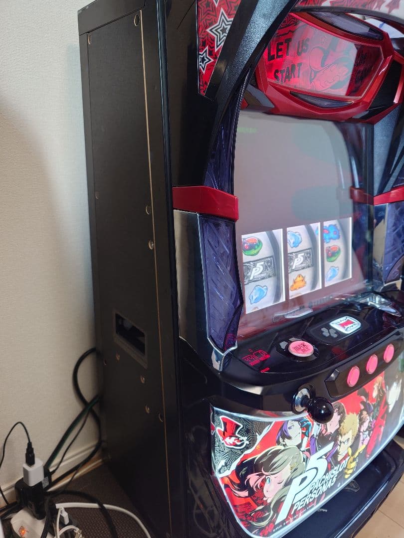 顔文字様向け商品　送料込　実機　 パチスロ ペルソナ5