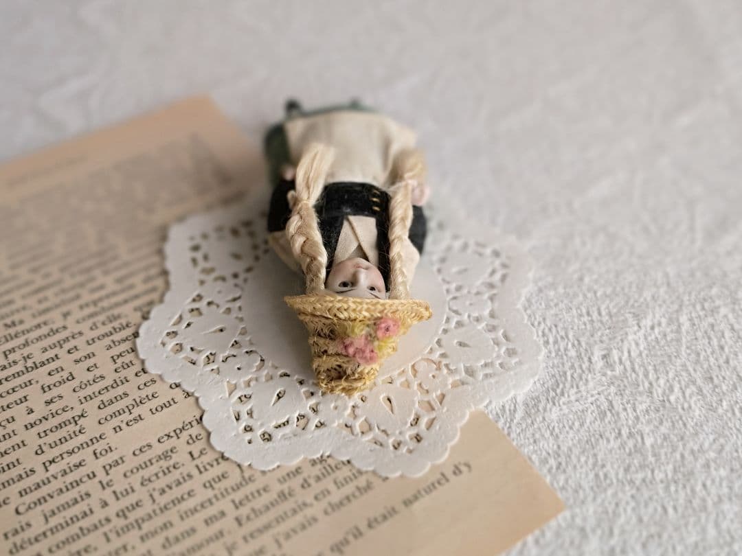* antique doll ❀ ストローハットと三つ編み ミニョネットgirl