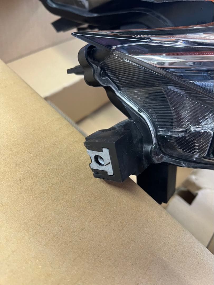 Z34 右ヘッドランプ