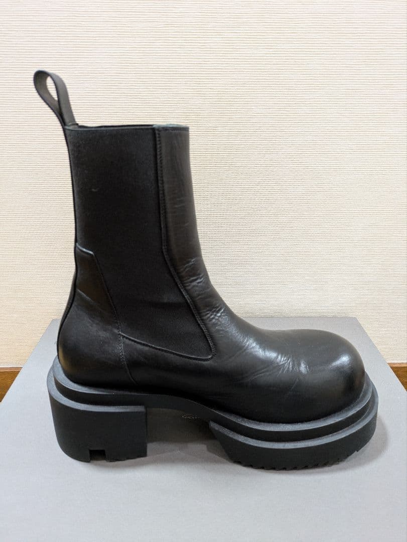 リックオウエンス　ブーツ