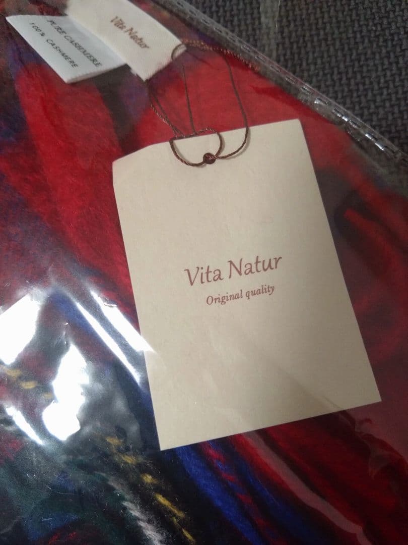 新品　Vita Natur カシミヤマフラー