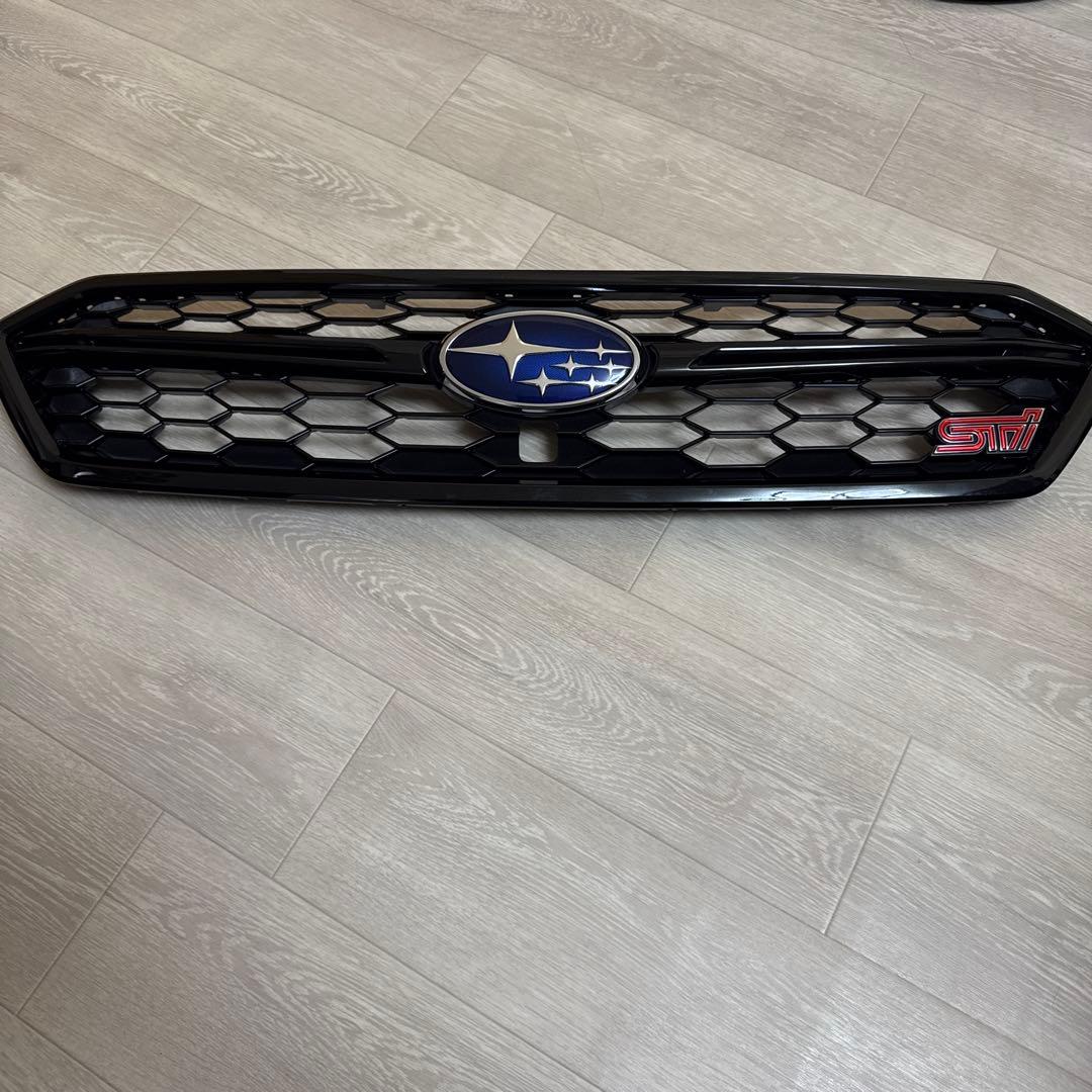 Subaru STI グリル ブラック ハニカムメッシュ （値下げしました）