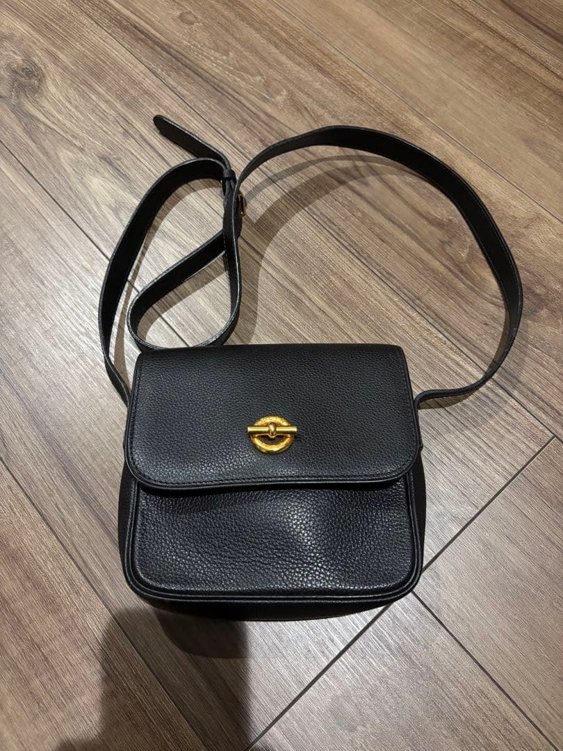 セリーヌ　ヴィンテージショルダーバッグ　ブラック