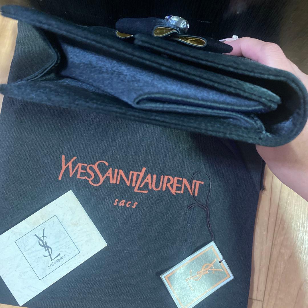 Yves Saint Laurent クラッチバッグ値下げ中‼️12800〜⬇️⬇️⬇️