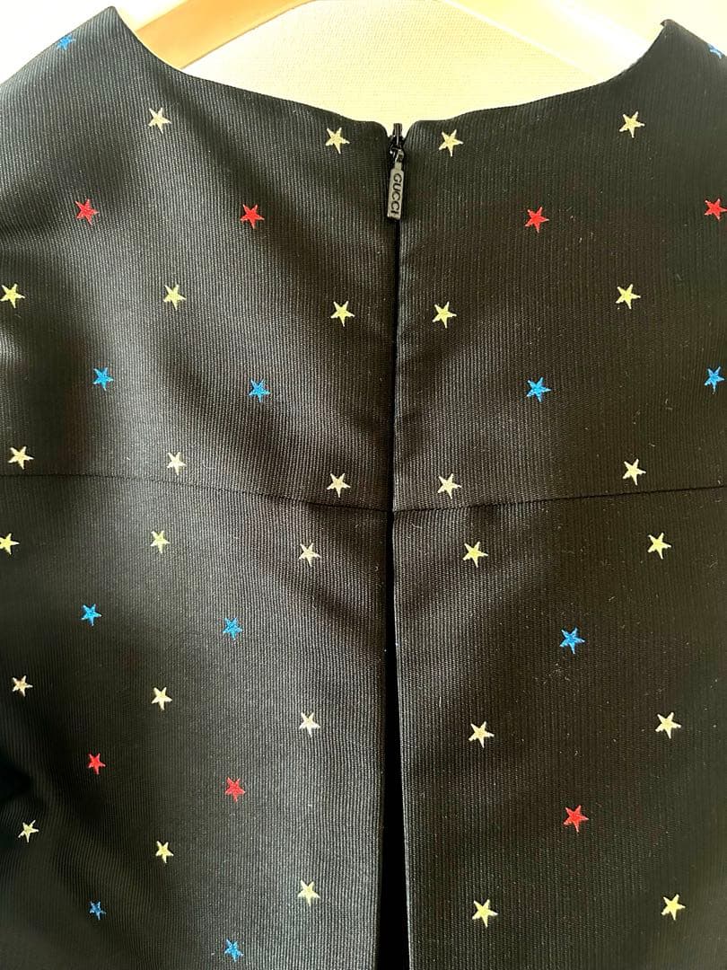 ✴︎新品 未使用✴︎ GUCCI 星柄 半袖ワンピース 10A