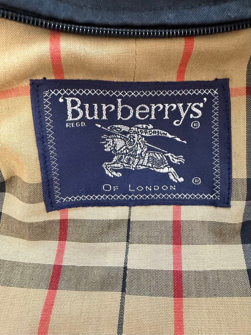 バーバリー BURBERRY 裏地ノバチェック トレンチコート 黒 ブラック