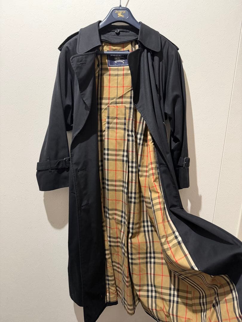 バーバリー BURBERRY 裏地ノバチェック トレンチコート 黒 ブラック